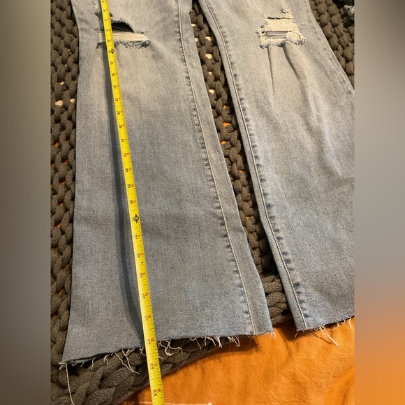 Women's Light Blue Distressed Jeans - Picture 14 of 16